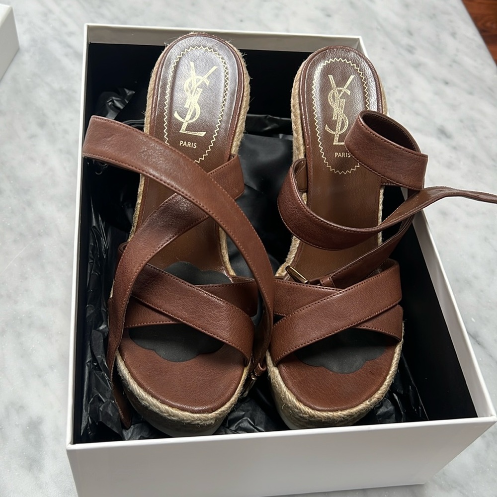 Yves Saint Laurent Wedges